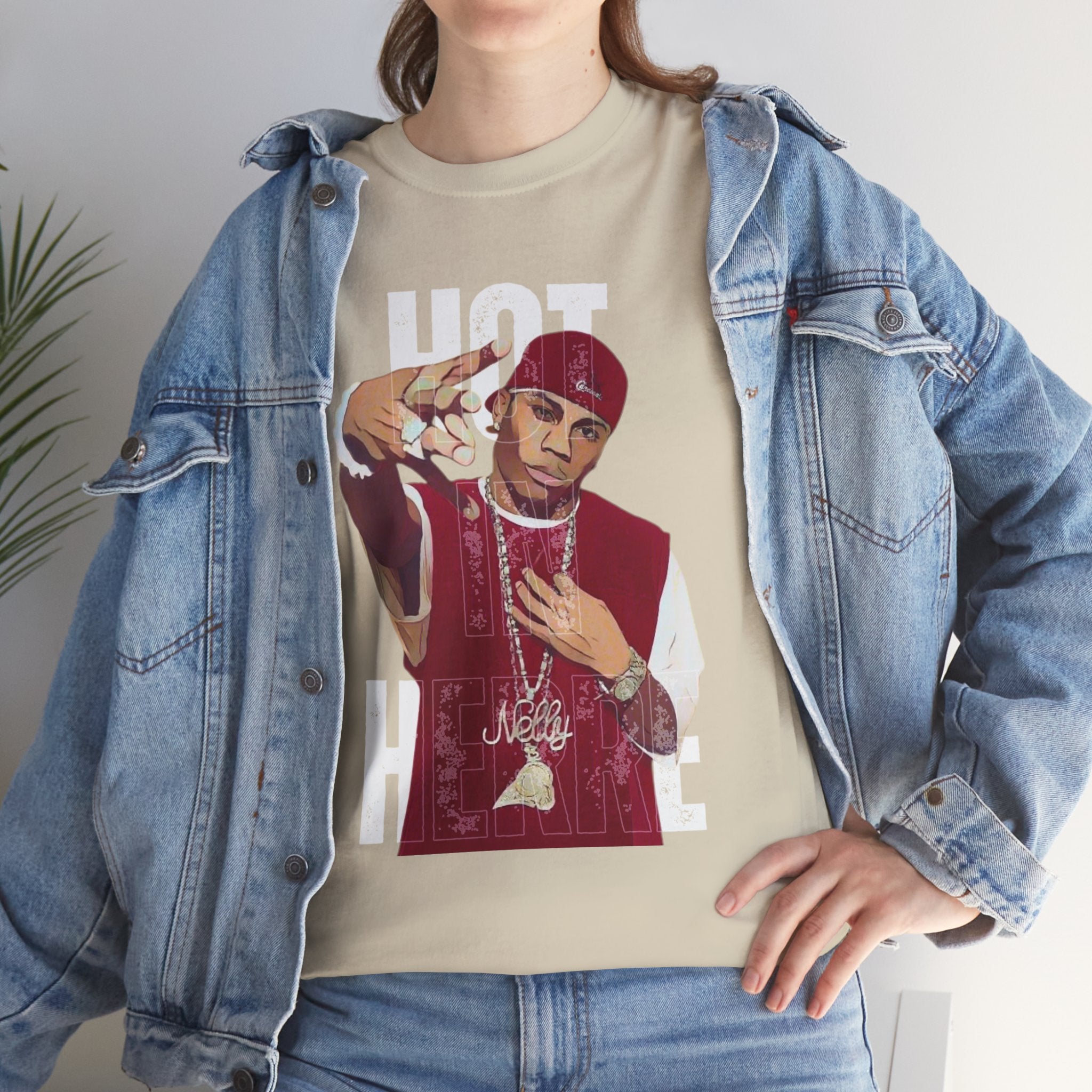 Nelly - Hot in Herre — Retro Rap Graphic T-Shirt